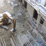 300 mm. átmérőjű vas védőcső elhelyezése a munkagödörben olcsó kútfúrás, olcsó kút, kútfúrás 40000 forint, kútfúrás olcsón, kútfúrás ingyen, tomikút, tomikut, kútfúrás, kút fúrás, fúrt kút, kút karbantartás, kútfúró, kút üzemeltetés, kútfúrás budapest, kútfúrás csepel, kút akna, kút béléscső, pedrollo szivattyú, geotermikus szonda, kútfúrás munkavédelem,cölöp alap fúrás, kútfúrás toronydaru